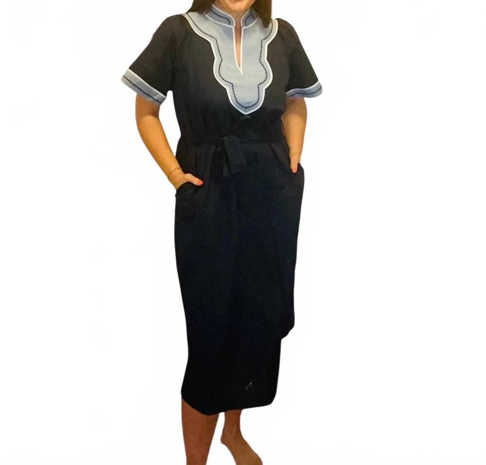 NEW THML caroline short sleeve trimmed v-neck belted dress in navy